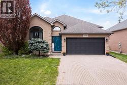 1488 IMPERIAL CRESCENT Windsor, ON N9G 2T7