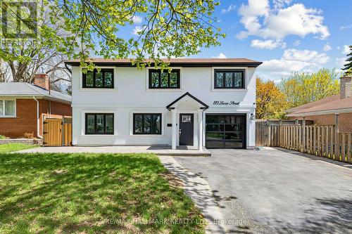 225 LUCAS STREET  Richmond Hill, ON L4C 4P9