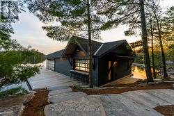 2 - 1029 EAST RANKIN ROAD Muskoka Lakes (Medora), ON P0B 1J0