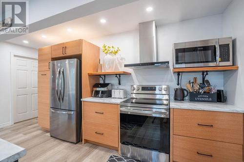 286 Harmony Beach Rd, Havilland, ON - Indoor Photo Showing Kitchen