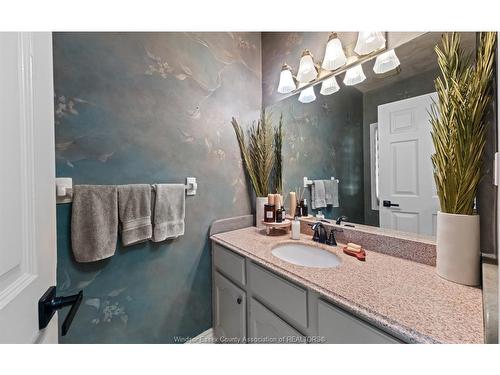 379 Elmgrove Drive, Lakeshore, ON 