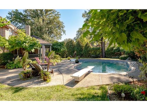 379 Elmgrove Drive, Lakeshore, ON 