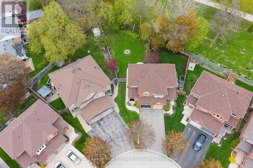 28 GILMER COURT  Halton Hills, ON L7G 5X5