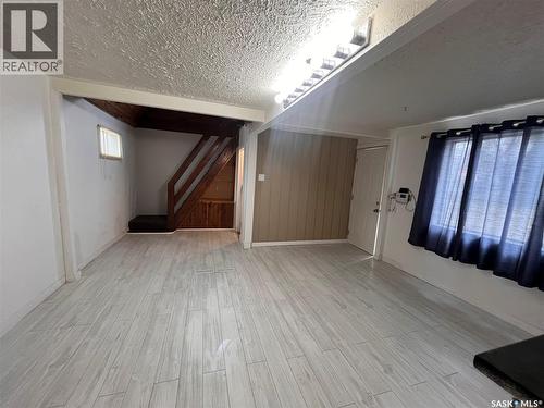 701 I Avenue N, Saskatoon, SK - Indoor