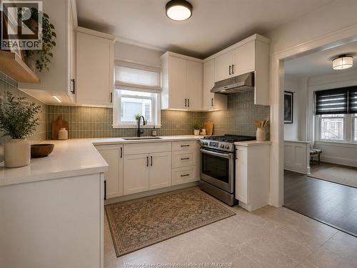 1842 Drouillard, Windsor, ON - Indoor Photo Showing Kitchen