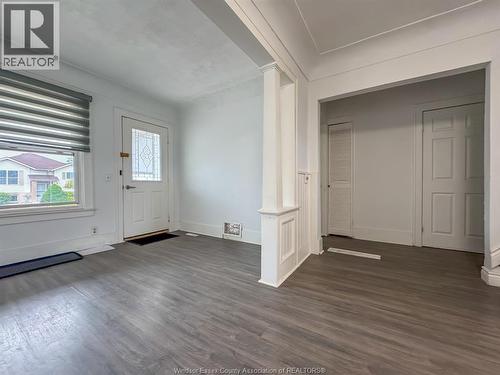 1842 Drouillard, Windsor, ON - Indoor Photo Showing Other Room