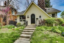 1008 WATERLOO STREET  London East (East B), ON N6A 3X6
