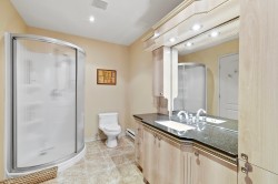 Salle de bains attenante à la CCP - 