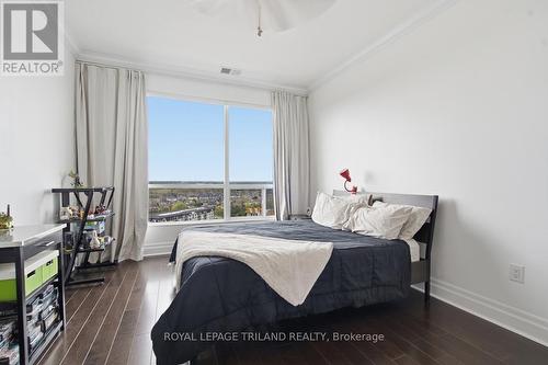 Lower: Bedroom - 1403 - 240 Villagewalk Boulevard, London North (North R), ON - Indoor Photo Showing Bedroom