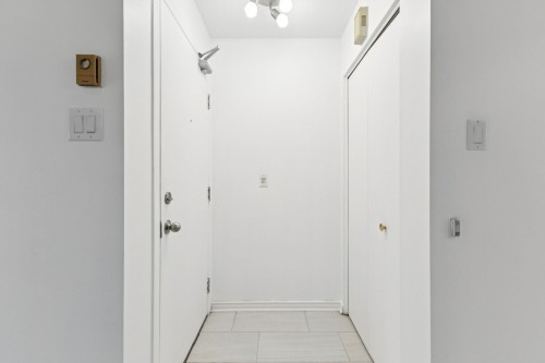 Mud Room - 7-168 Rue Lamarche, Gatineau (Gatineau), QC - Indoor Photo Showing Other Room