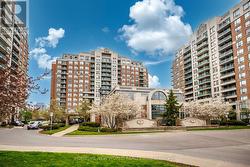 1103 - 330 RED MAPLE ROAD Richmond Hill, ON L4C 0T6