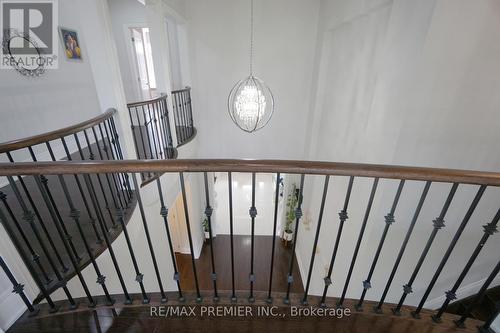 95 Sarracini Crescent, Vaughan, ON - Indoor Photo Showing Other Room