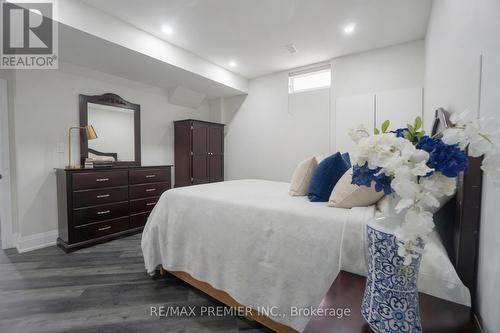 95 Sarracini Crescent, Vaughan, ON - Indoor Photo Showing Bedroom