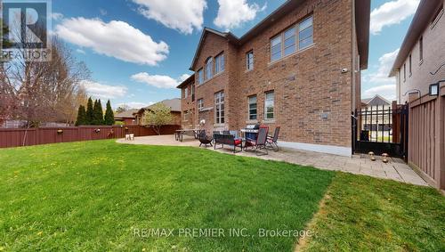 95 Sarracini Crescent, Vaughan, ON - Outdoor