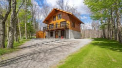 500 Rue de l'Edelweiss Sainte-Agathe-Des-Monts, QC J8C 2Z7