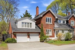 119 Boul. Graham  Mont-Royal, QC H3P 2C3