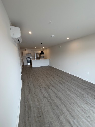 Overall view - 204-416 Av. Barron, Lachute, QC - Indoor Photo Showing Other Room