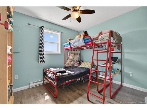 17 North Bayview Rd, Baie-Sainte-Anne, NB 