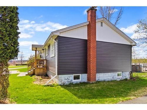 210 Mcneill Ave, Fredericton, NB 