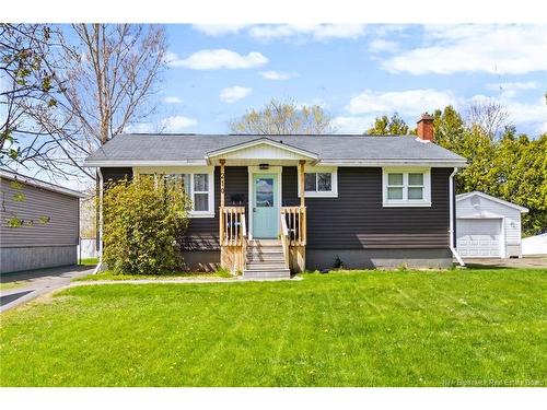 210 Mcneill Ave, Fredericton, NB 