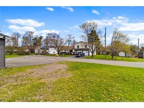 210 Mcneill Ave, Fredericton, NB 
