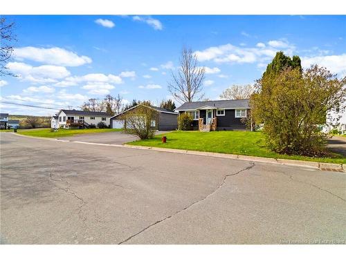 210 Mcneill Ave, Fredericton, NB 