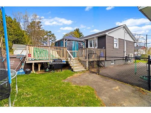 210 Mcneill Ave, Fredericton, NB 
