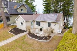 2256 SOUTH ORR LAKE ROAD  Springwater (Elmvale), ON L0L 1P0