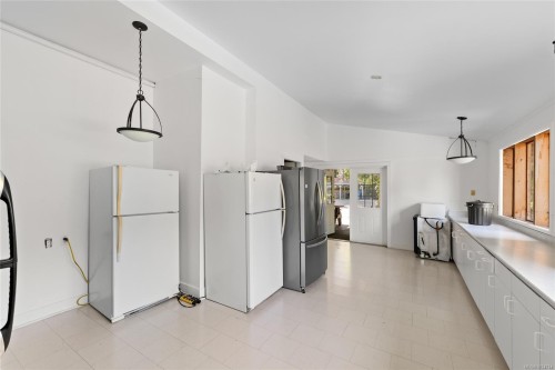 3191 Mutter Rd, Mill Bay, BC 