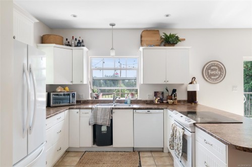 3191 Mutter Rd, Mill Bay, BC 