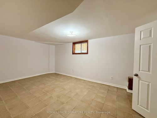 132 Glenn Hawthorne Boulevard, Mississauga, ON - Indoor Photo Showing Other Room