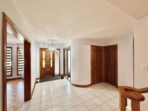 132 Glenn Hawthorne Boulevard, Mississauga, ON - Indoor Photo Showing Other Room