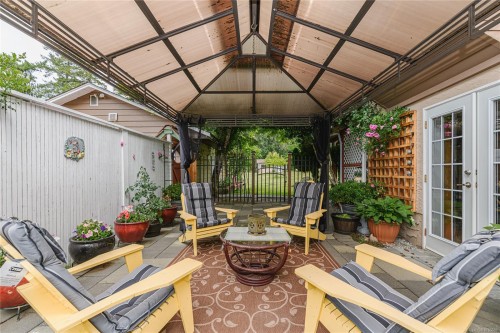 2821 Ortona Rd, Duncan, BC 