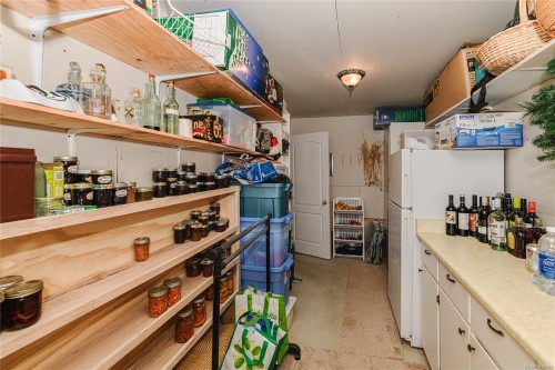 2821 Ortona Rd, Duncan, BC 