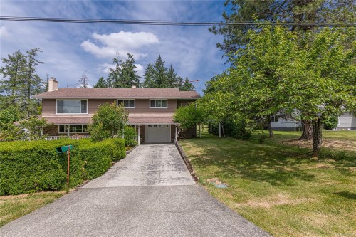 2821 Ortona Rd, Duncan, BC 