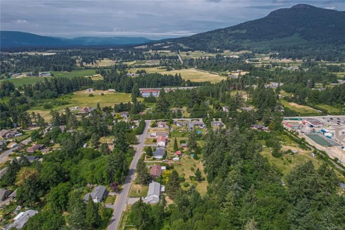 2821 Ortona Rd, Duncan, BC 