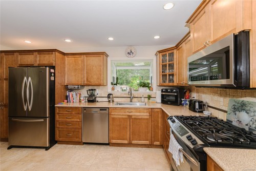 2821 Ortona Rd, Duncan, BC 