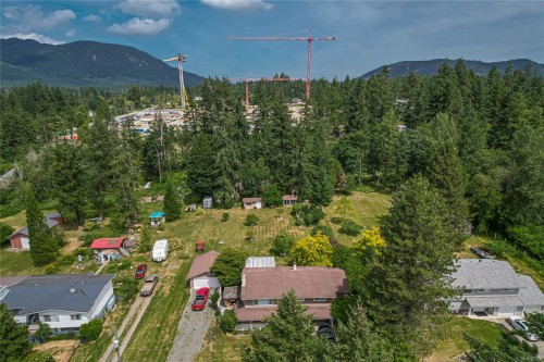 2821 Ortona Rd, Duncan, BC 