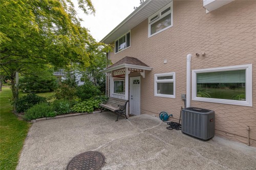2821 Ortona Rd, Duncan, BC 