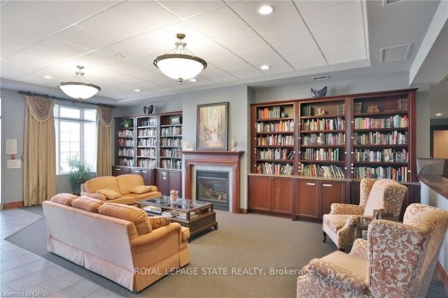 9 Manitoulin Trail, Hamilton, ON - Indoor With Fireplace