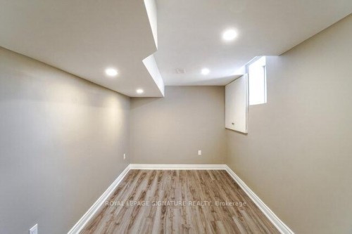 7102 Salme Drive, Mississauga, ON - Indoor
