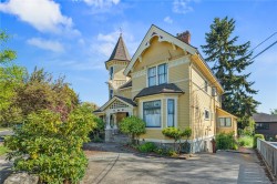 1171 Rockland Ave Victoria, BC V8V 3H8
