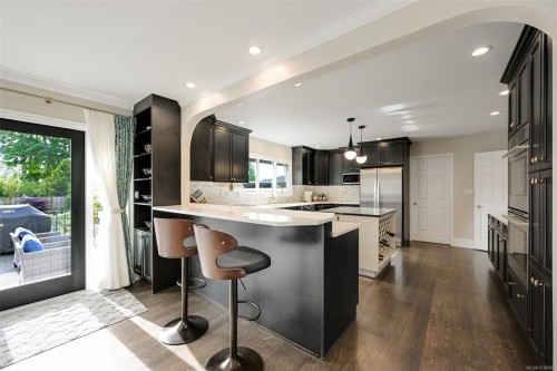 3075 Devon Rd, Oak Bay, BC 