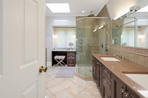 3075 Devon Rd, Oak Bay, BC 