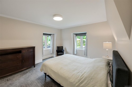 3075 Devon Rd, Oak Bay, BC 