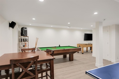 3075 Devon Rd, Oak Bay, BC 