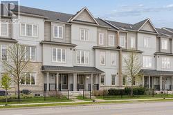 50 WESTBURY WAY  Whitby, ON L1M 1J4