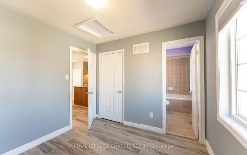 Coach/Lane House-6 Innisvale Drive, Markham, ON - Indoor Photo Showing Other Room