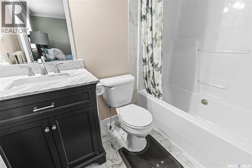 68 235 Rosewood Boulevard E, Saskatoon, SK - Indoor Photo Showing Bathroom