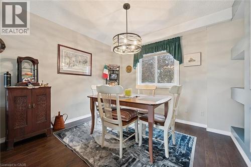 203 Baker Street, Waterloo, ON - Indoor Photo Showing Dining Room